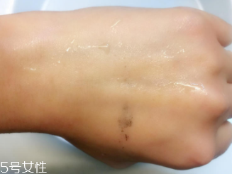 Attenir艾天然卸妝油好用嗎？打敗植村秀的卸妝冠軍