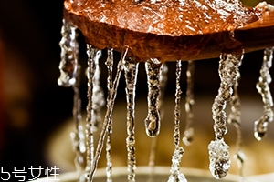 雪燕和銀耳哪個(gè)好？其實(shí)可以一起食用