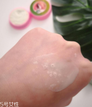 泰國(guó)RASYAN牙粉好用嗎？家用潔牙好幫手