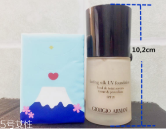 阿瑪尼粉底液脫妝嗎？4小時(shí)后要補(bǔ)妝