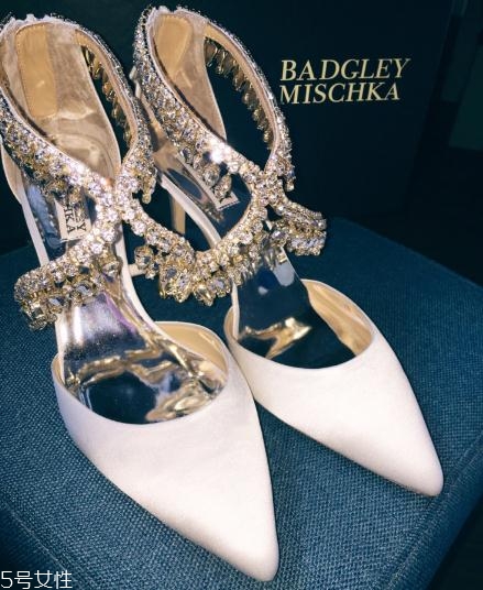 badgley mischka是什么牌子？高性價(jià)比婚鞋首選