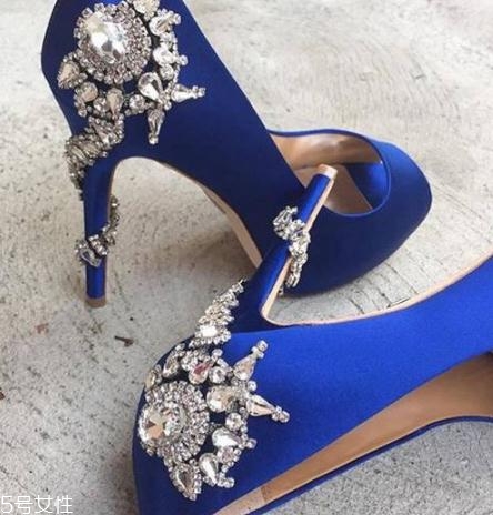 badgley mischka鞋子在哪買？美到挪不開眼的藝術(shù)品