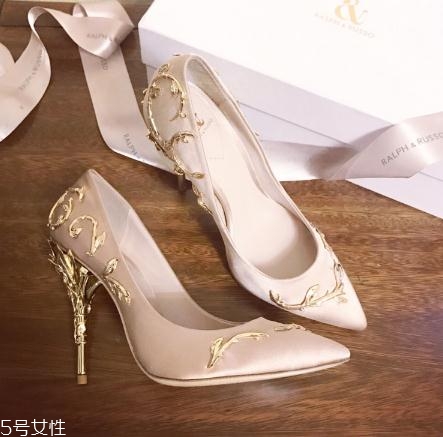 sophia webster是什么檔次？新星設(shè)計師圓你公主夢