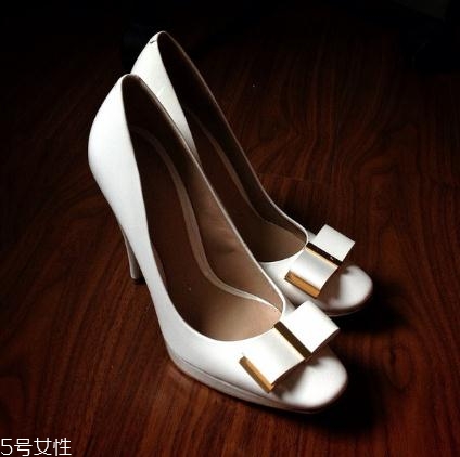 stella luna鞋碼偏大嗎？精湛工藝讓你秒入坑