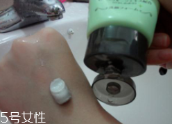 Rosette海泥洗面奶怎么樣？油皮救星