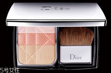 dior迪奧和香奈兒化妝品哪個好？檔次更高