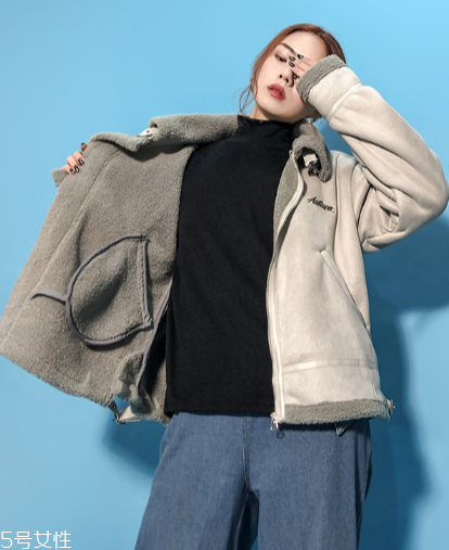 羊羔絨外套配什么褲子？讓你開春美個夠