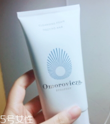 omorovicza薄荷潔面膏適合什么膚質(zhì)？干皮最適合