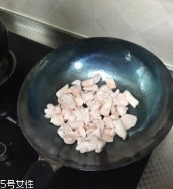 章丘鐵鍋怎么開鍋？臻三環(huán)鐵鍋開鍋教程