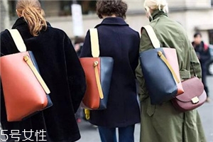 celine屬于什么價(jià)位？你跟超模之間只有一個(gè)包的距離