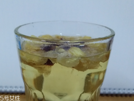 秋葵花怎樣曬干？自然風(fēng)干最佳