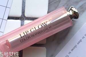迪奧005和004哪個(gè)好看？