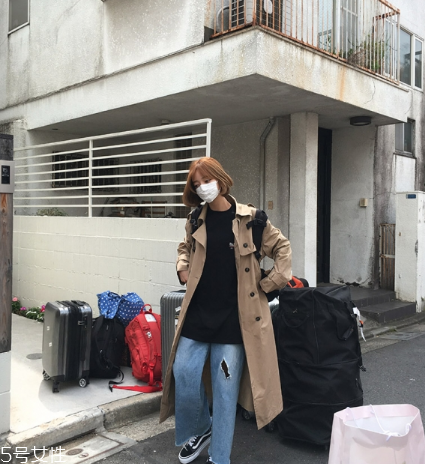 風(fēng)衣搭配什么鞋子？早春美出新高度