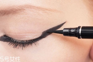 dior迪奧眼線筆多少錢一支？