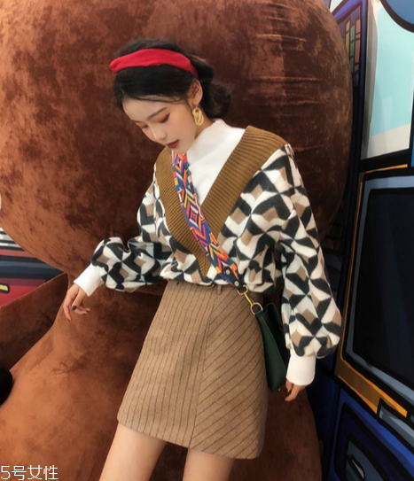 怎么穿衣服更淑女？輕松提升你的優(yōu)雅魅力