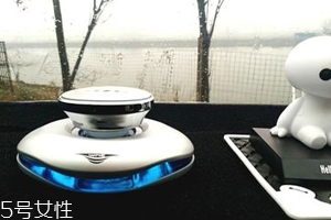 汽車香水座怎么加香水？用滴管注入原瓶