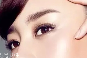 怎么化標(biāo)準(zhǔn)眉？三點(diǎn)法打造親和眉形