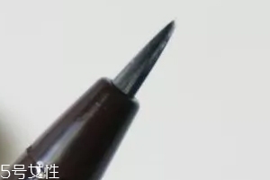 液體眉筆有什么缺點(diǎn)？不易操作不適合新手