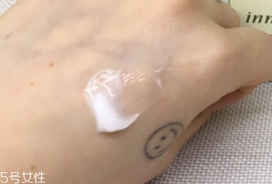 悅詩風吟滋潤面霜怎么樣？適合干皮的春夏面霜