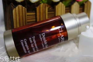 嬌韻詩雙管精華好用嗎？年輕肌膚的日?？寡趸a(chǎn)品