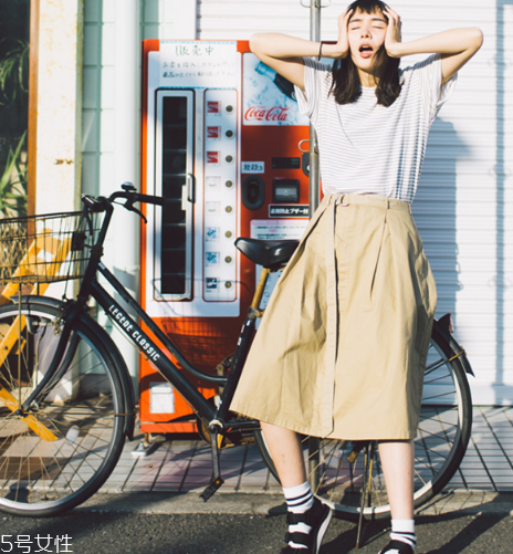 鹽系女生怎樣穿搭？清新無公害的鄰家女孩