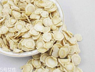 西洋參會(huì)推遲月經(jīng)嗎？這個(gè)是有可能的