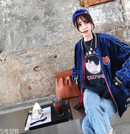 牛仔褲怎么分男女？輕松辨別化解尷尬