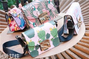 furla包包怎么打開(kāi)？超百搭的心機(jī)包包