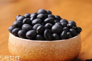 黑豆怎么吃不上火？黑豆汁喝了不上火