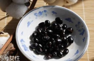 黑豆泡醋用生豆還是熟豆？熟不熟都可以