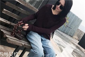 牛仔褲褲腿太緊怎么辦？這樣就解決了