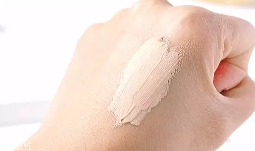 遮瑕液可以遮痣嗎？ 捷克dermacol遮瑕液遮痣測試