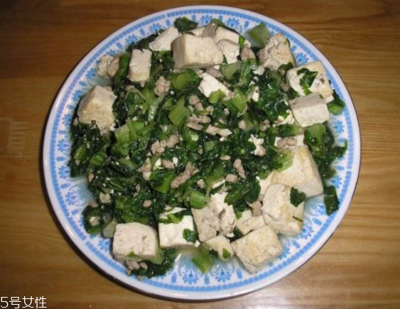 萵筍葉能蒸包子吃嗎？沒焯水會(huì)發(fā)苦