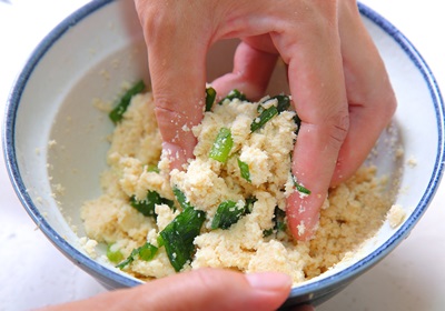 怎么用黃豆做豆?jié){、豆腐、豆腐腦