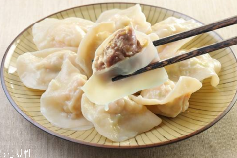 餃子皮怎么做最軟？4個(gè)小妙招讓餃子皮又軟又勁道