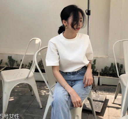 牛仔褲洗完怎么掛？牛仔褲的晾曬方法