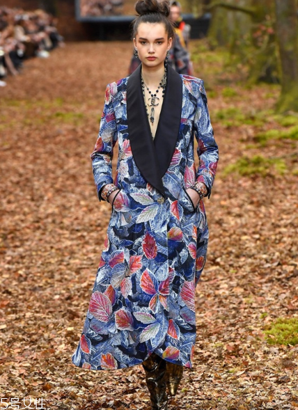 chanel香奈兒2018秋冬系列好看嗎_有哪些款式？