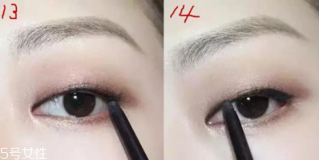 不畫(huà)眼線只涂睫毛膏行嗎？這么涂睫毛膏能放大雙眼