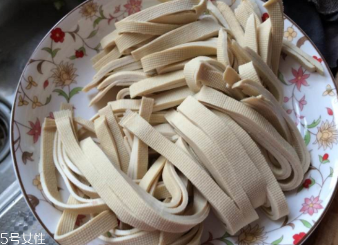 豆腐皮泡一天能吃嗎？泡太軟口感不好