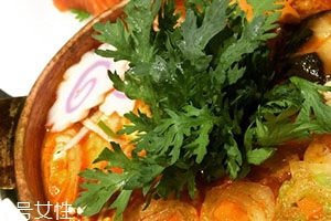 壽喜鍋生雞蛋怎么吃？壽喜燒蘸生雞蛋最美味