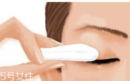 卸眼妝眼睛刺痛怎么辦？5款溫和不刺激的眼部卸妝推薦