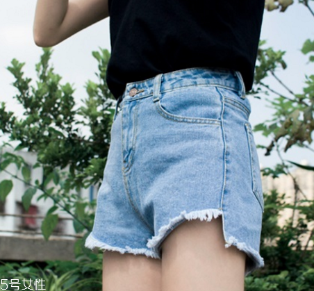 腿粗的女生適合穿什么？顯瘦又好看的穿搭