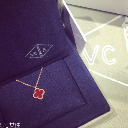 梵克雅寶屬于奢侈品嗎？名流貴族追捧的頂級珠寶