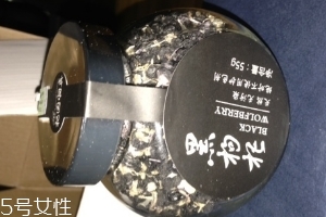 黑枸杞能和菊花一起泡嗎？這個搭配沒毛病