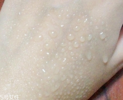碧柔藍管防曬有酒精嗎？酒精過敏者慎用
