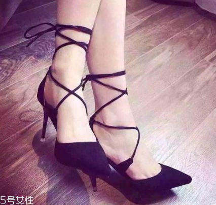 高跟鞋內(nèi)側(cè)磨損怎么辦？高跟鞋磨損修補方法