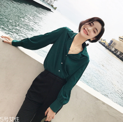 襯衫可以用熱水洗嗎？要看襯衫材質(zhì)