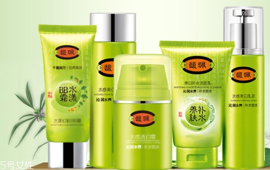 馥佩和百雀羚哪個(gè)好？