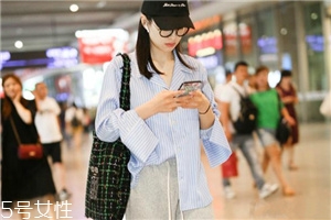 寬松襯衣怎么穿好看？造型感十足的穿搭