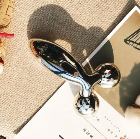 經(jīng)常熬夜用什么精華？3款實(shí)力派養(yǎng)出嫩膚新境界